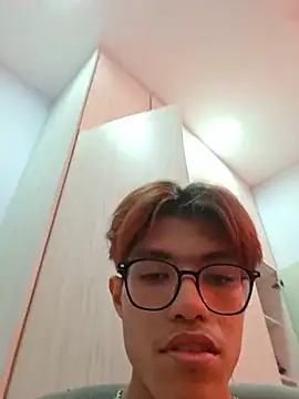 SizeHood webcam