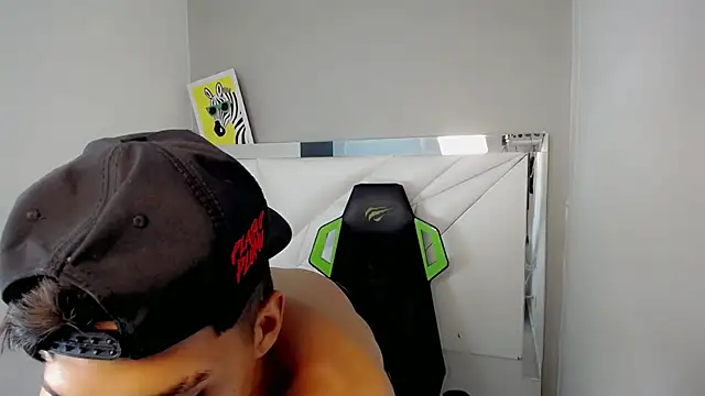 RyanFlirty webcam