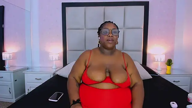 TreisyVixen webcam