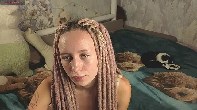 cutest_lucy webcam