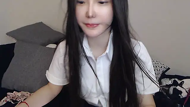 TW_zhuzhu123 live cam on StripChat