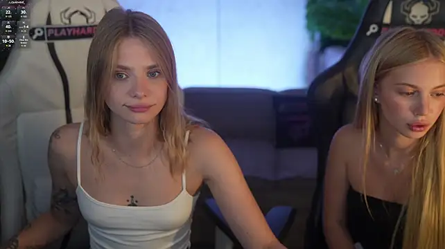 Angy_Netal live cam on StripChat