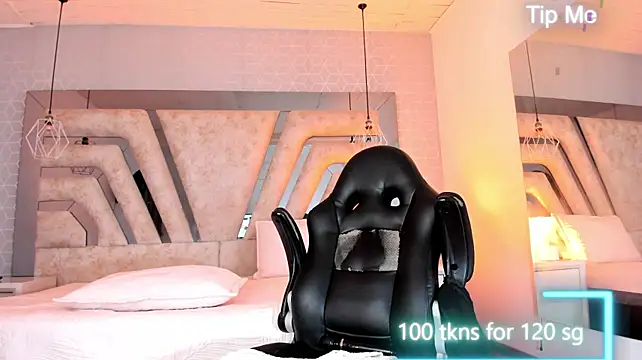 AngelineHeet live cam on StripChat