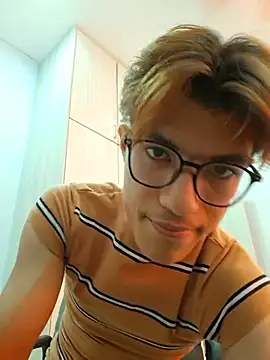 SizeHood webcam