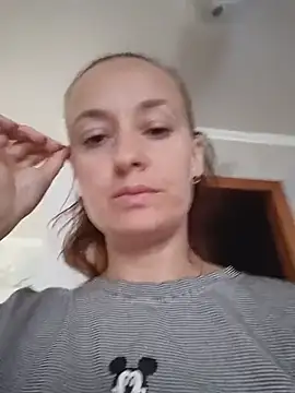 Angela_Zayka webcam