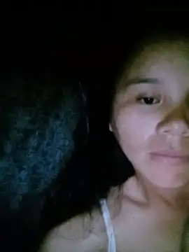 MISSKUTE-2000 live cam on StripChat
