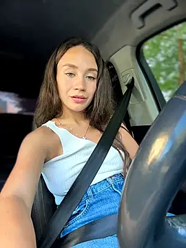 QuietNicole webcam
