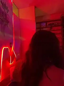 SweetHushviolet webcam