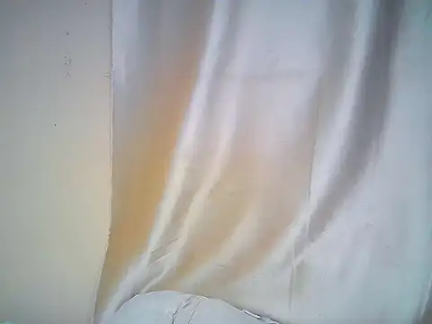 Qute_nimple webcam