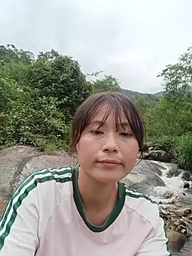 Linda-yiyi webcam