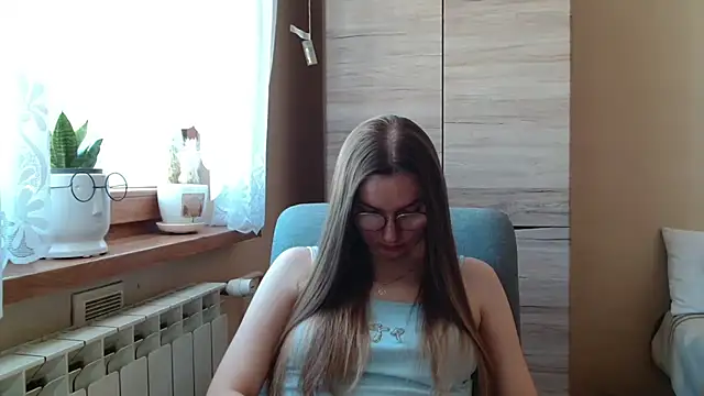 LooveELLYx webcam