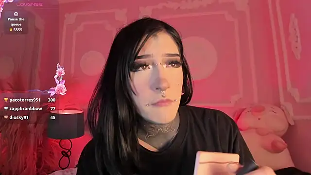 Kat_VonDe webcam