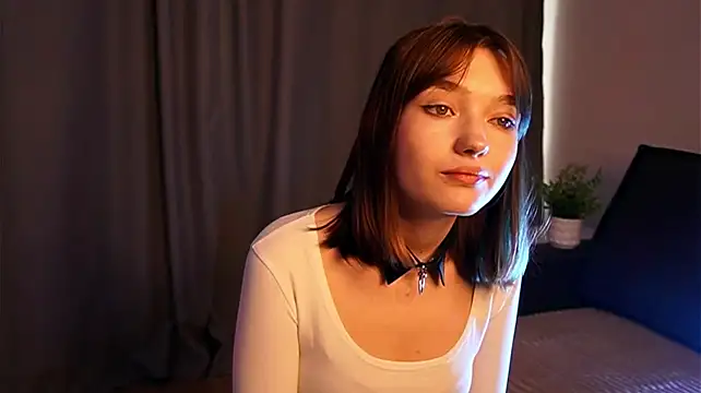 Leyla_crsh webcam