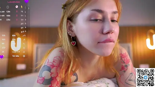 SofiaSantora webcam