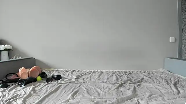 JuiliOnesunray webcam