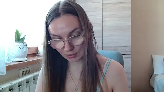 LooveELLYx webcam