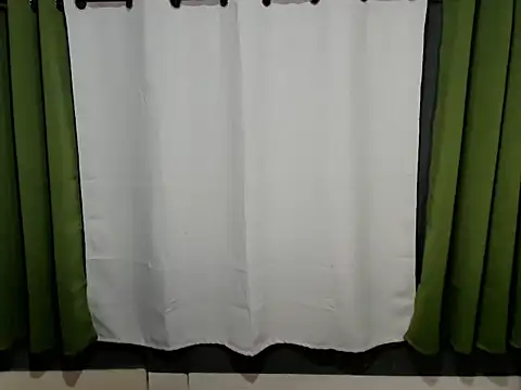 Ivory_Kat2 webcam