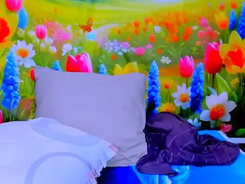 indianroxy webcam
