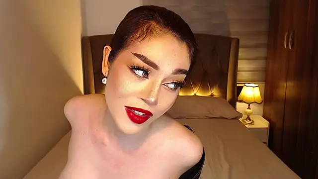 SexFucktoryLily webcam
