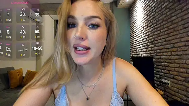 fifteenpoem webcam