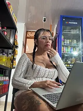 Noa_rousse01 webcam