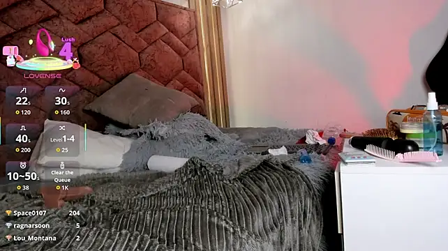 IamSussan webcam