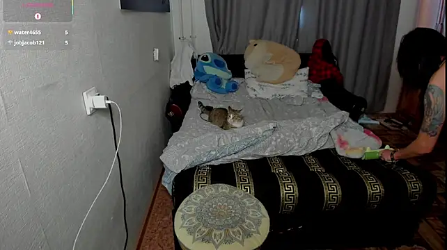 monica__elder's live cam