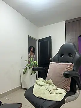 Michel_Jones webcam