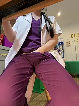 secretly_masturbating webcam