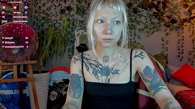 tattoo_art_baby webcam