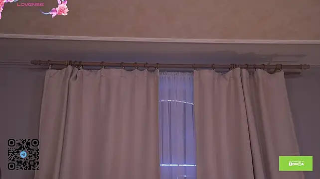 Emmiellee webcam