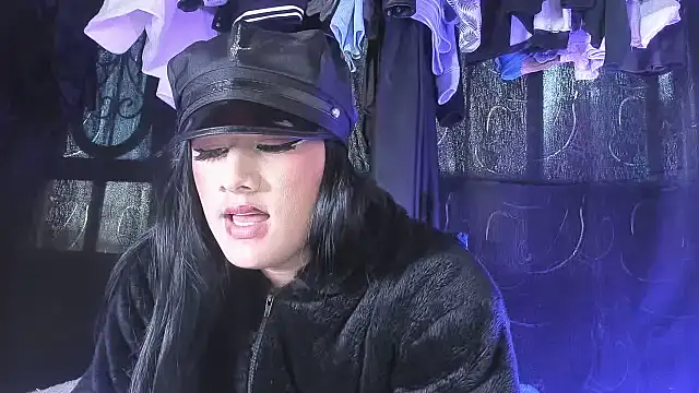 Marian_Cristal webcam