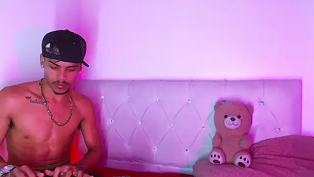 Angel_foxc13 webcam