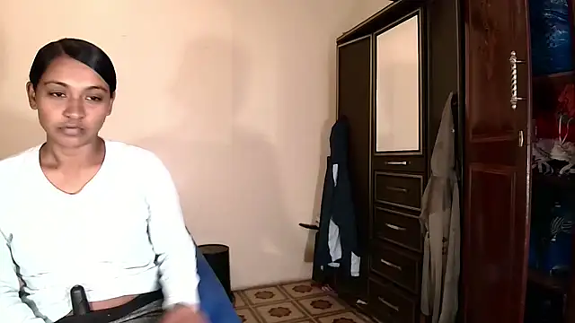 indiansweetflava live webcam