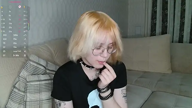 KellePourier webcam