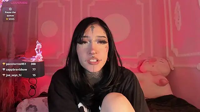 Kat_VonDe webcam
