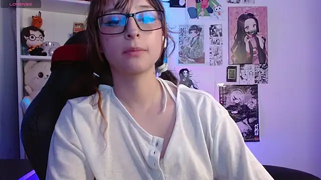 CelesteAyase webcam