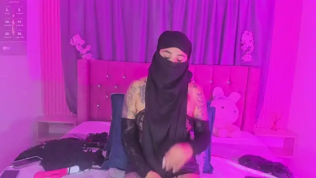 Nayla-Mouna webcam