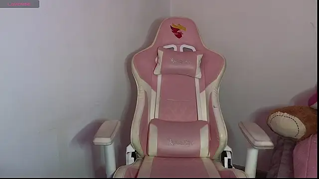megann_adamss webcam