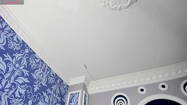 eve_queen_