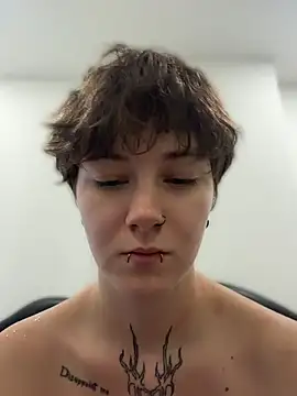 icemur (F teen) - I play with my dick, suck it and rub my