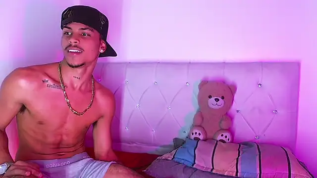angel_foxc13 (M twink) - Happy happy Angel..!!😍