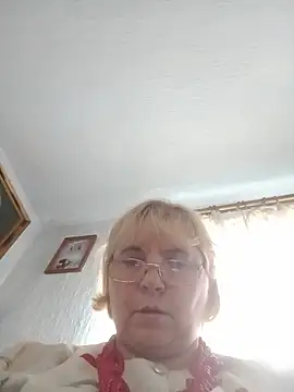 Elena_Beautiful784 webcam