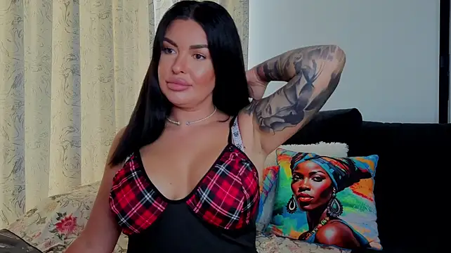 SiennaLove888 webcam