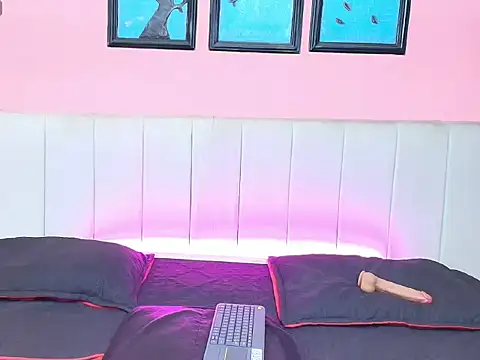 Sophia_Colinns webcam
