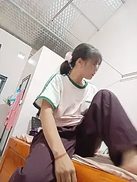 Linda-yiyi webcam