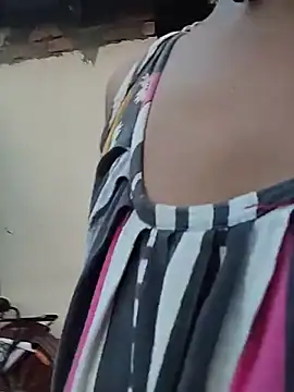 Sweet-runi live sex cam