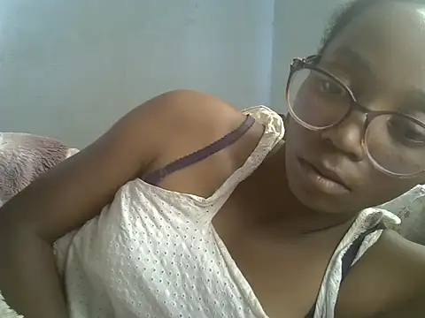 ElianeHot live webcam