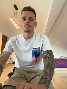 Huge_cock22cm avatar