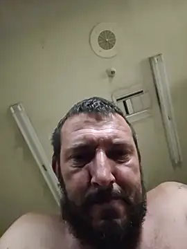 UncutHammer69 webcam